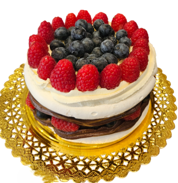 Tort bezea fara zahar cu fructe de padure